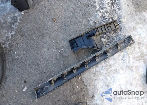 2015 Subaru Forester 2.5I z USA, uszkodzony, nr VIN JF2SJAAC9FH461830